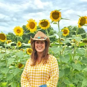 Meet your Posher, Amy